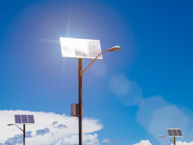 Read more about the article Solar LED Street Light